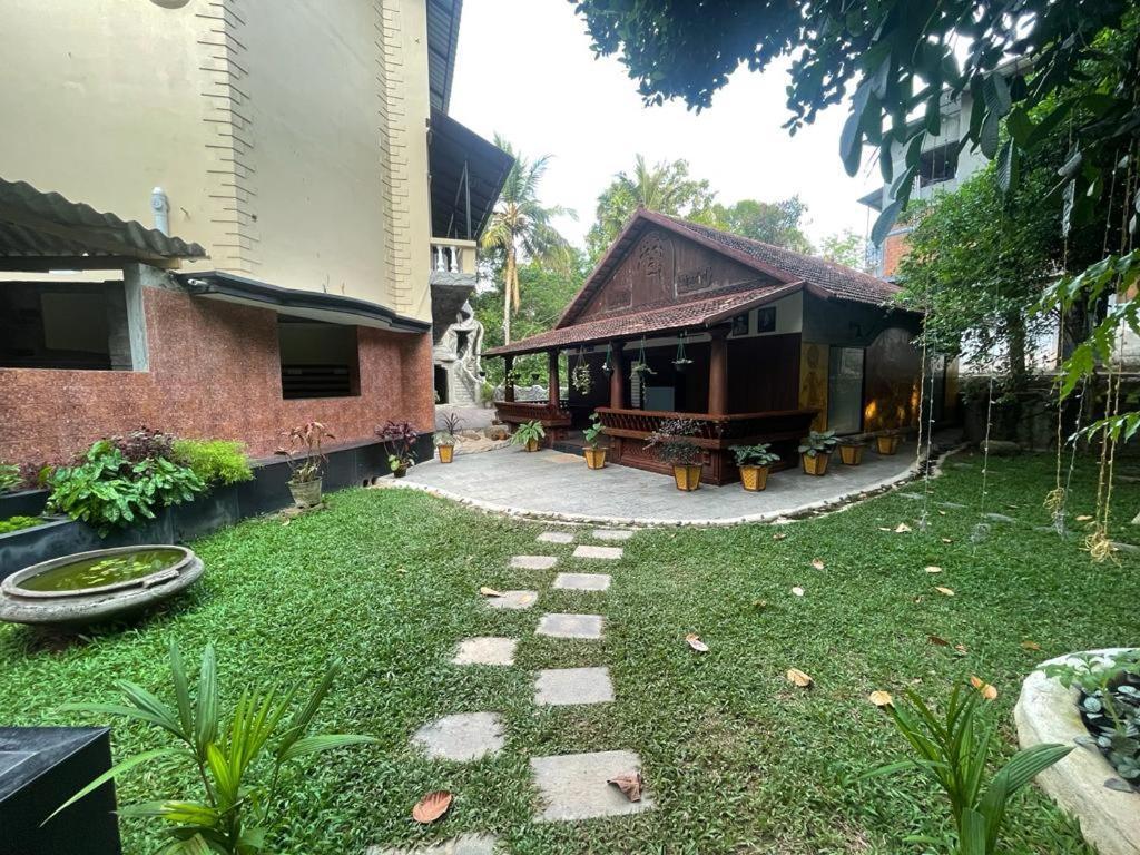 Hotel Kalpadiyil Balarampuram Exterior foto